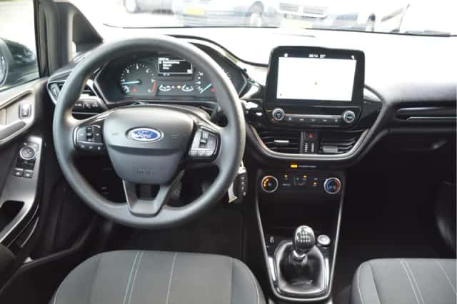 Ford Fiesta (2018) thumbnail 3