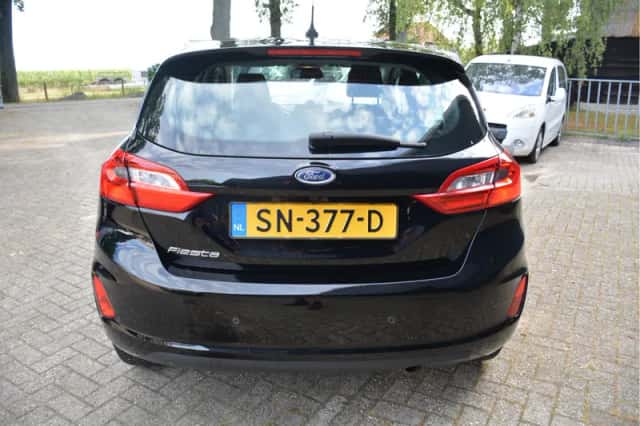 Ford Fiesta (2018) thumbnail 6