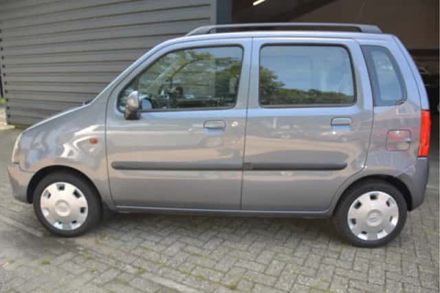 Opel Agila (2005) thumbnail 4