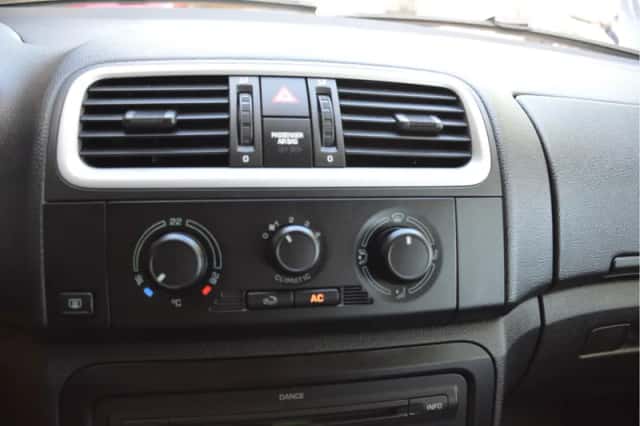Škoda Fabia (2008) thumbnail 6