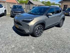 Toyota Yaris Cross (2024) thumbnail 1