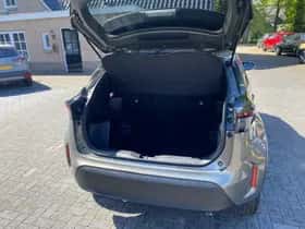 Toyota Yaris Cross (2024) thumbnail 12