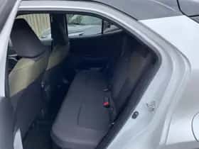 Toyota Yaris Cross (2024) thumbnail 11