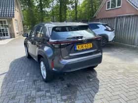 Toyota Yaris Cross (2025) thumbnail 4