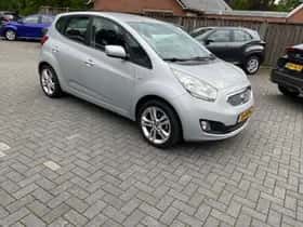 Kia VENGA (2011) thumbnail 7