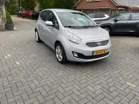 Kia VENGA (2011) thumbnail 8