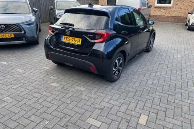 Toyota Yaris (2025) thumbnail 5