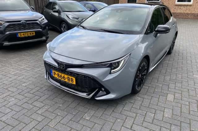 Toyota Corolla (2022) thumbnail 2