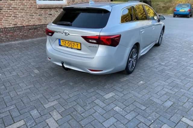Toyota Avensis (2018) thumbnail 5