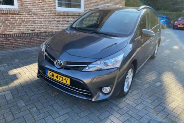 Toyota VERSO (2014) thumbnail 1