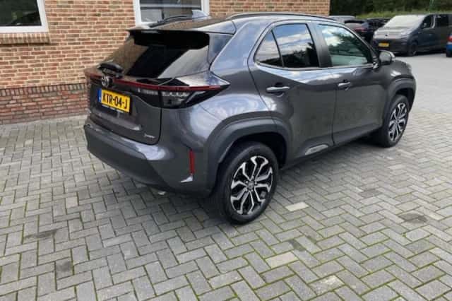 Toyota Yaris Cross (2024) thumbnail 5