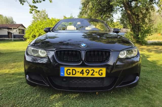 BMW 3-Serie (2010) thumbnail 2