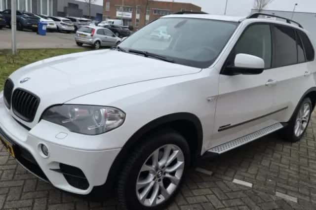 BMW X5 (2012) thumbnail 1