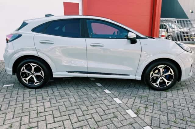 Ford Puma (2025) thumbnail 4