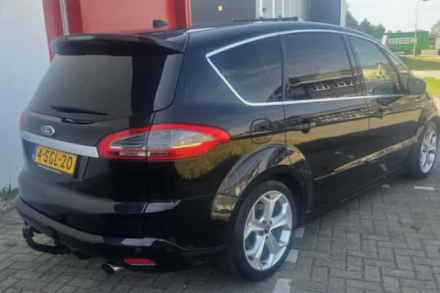 Ford S-Max (2013) thumbnail 5