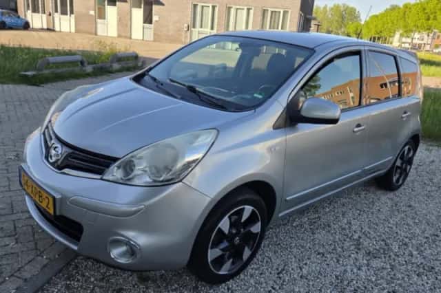 Nissan Note (2012) thumbnail 1