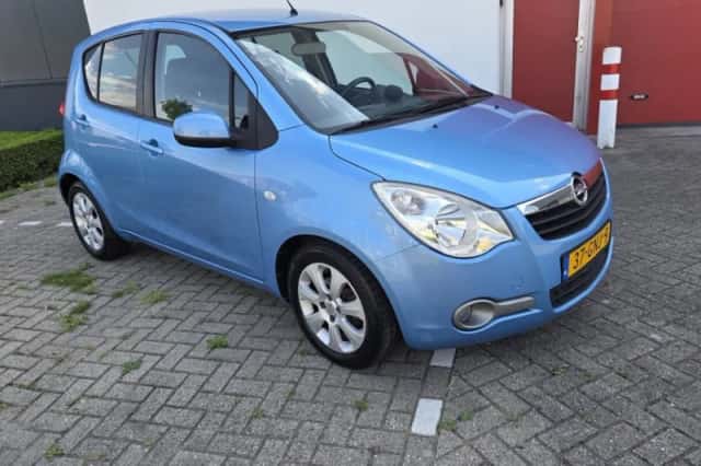 Opel Agila (2008) thumbnail 4