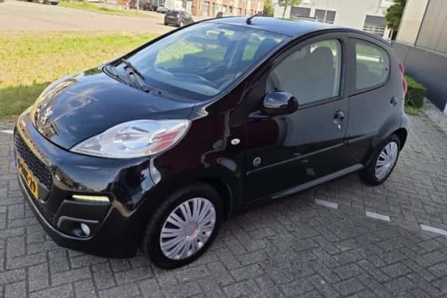 Peugeot 107 (2013) thumbnail 1