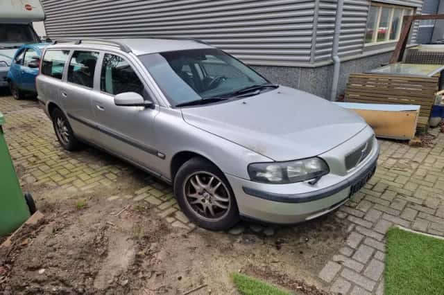 Volvo V70 (2003) thumbnail 1
