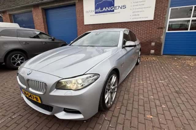 BMW 5-Serie (2014) thumbnail 2