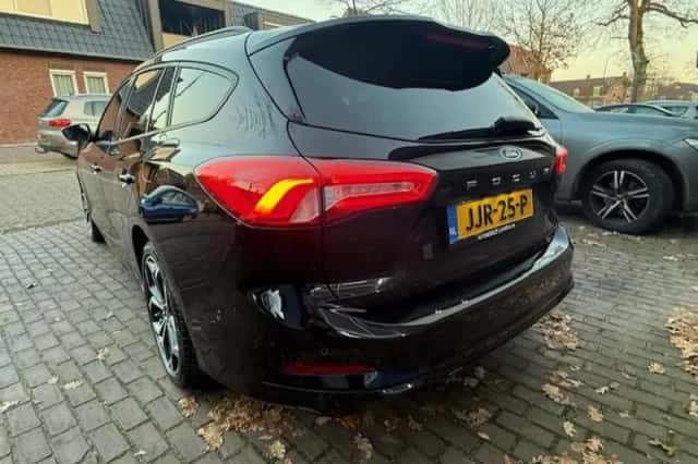 Ford Focus (2020) thumbnail 5
