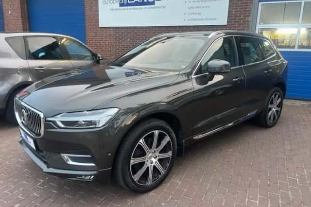 Volvo XC60 (2019) thumbnail 2