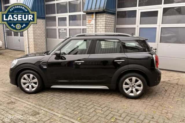 MINI Countryman (2020) thumbnail 2