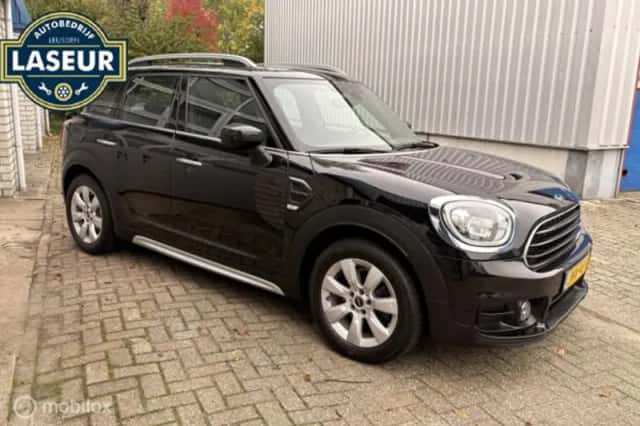 MINI Countryman (2020) thumbnail 4