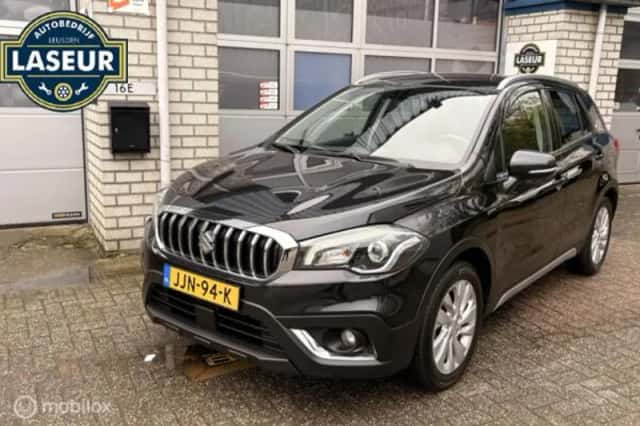 Suzuki S-Cross (2019) thumbnail 2