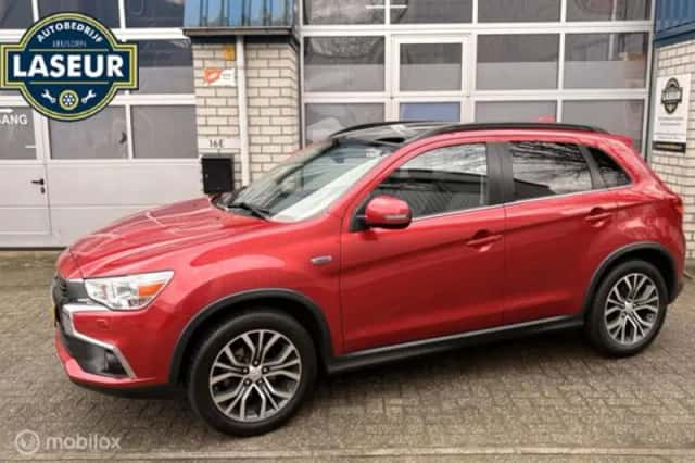 Mitsubishi ASX (2017) thumbnail 2