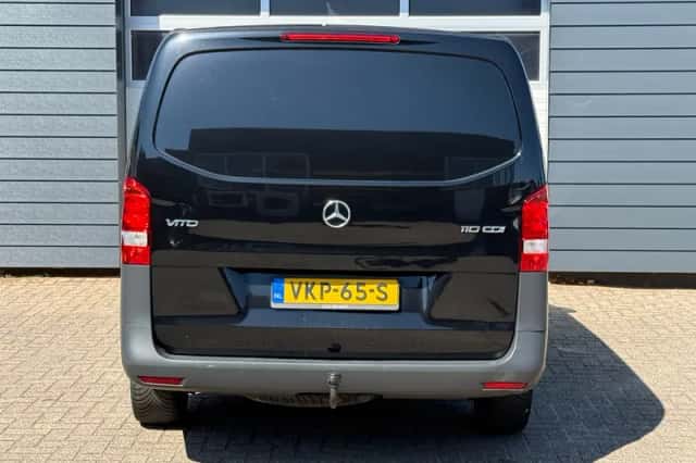 Mercedes-Benz Vito (2021) thumbnail 5