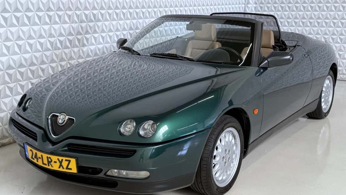 Alfa Romeo Spider (1995) — foto 1