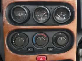 Alfa Romeo Spider (1995) thumbnail 23
