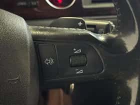 Audi A8 (2005) thumbnail 25