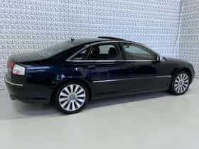Audi A8 (2005) thumbnail 10