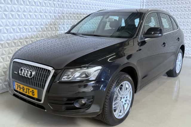 Audi Q5 (2011) thumbnail 1