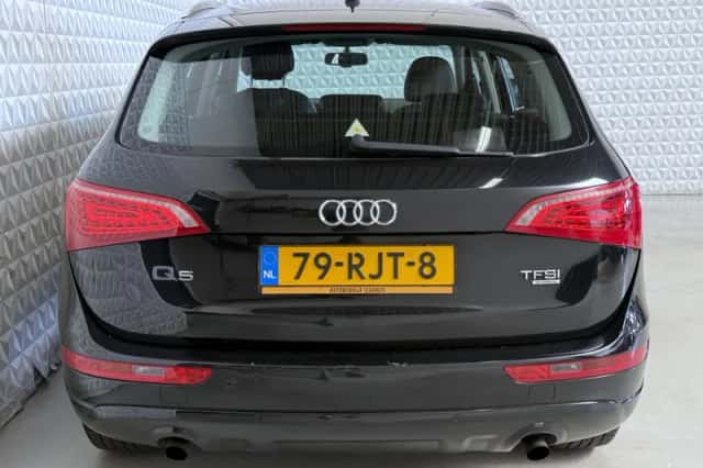 Audi Q5 (2011) thumbnail 6