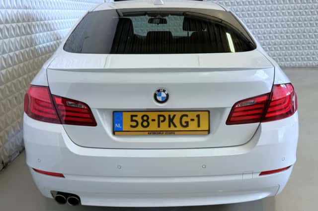 BMW 5-Serie (2011) thumbnail 6