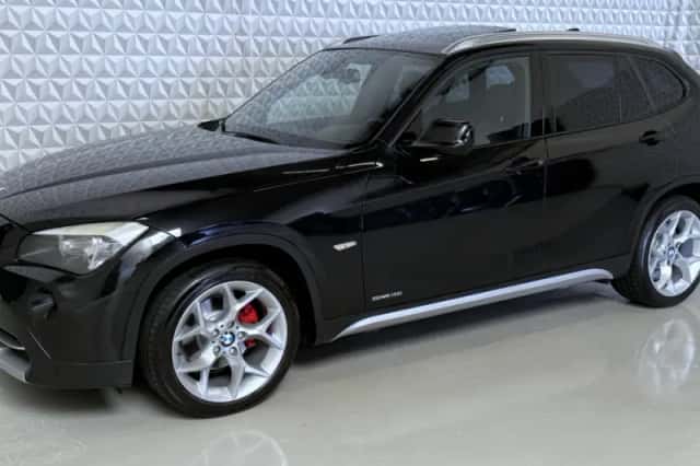 BMW X1 (2011) thumbnail 4