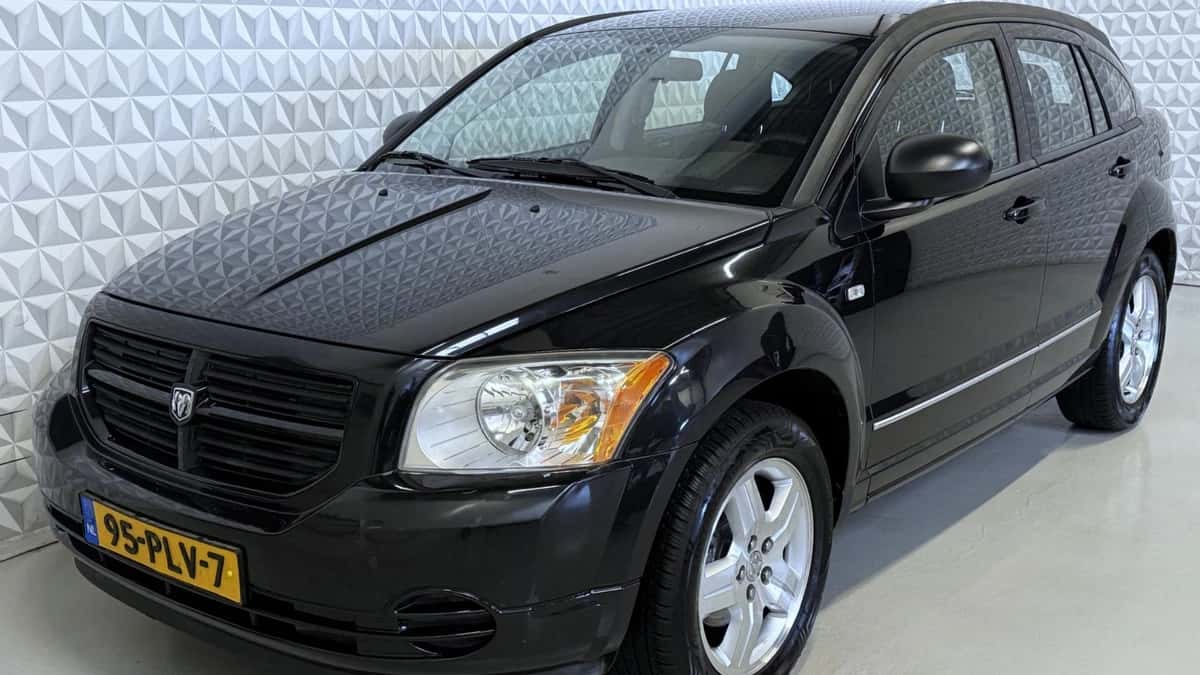 Dodge Caliber (2011) — foto 1