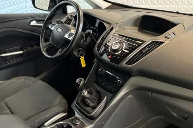 Ford C-Max (2014) thumbnail 3
