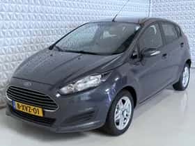 Ford Fiesta (2013) thumbnail 2