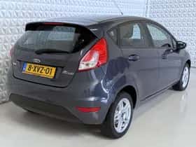 Ford Fiesta (2013) thumbnail 9