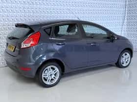 Ford Fiesta (2013) thumbnail 10