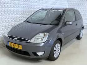 Ford Fiesta (2005) thumbnail 2