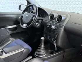 Ford Fiesta (2005) thumbnail 17