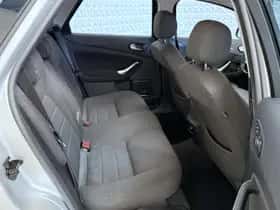 Ford Mondeo (2009) thumbnail 15