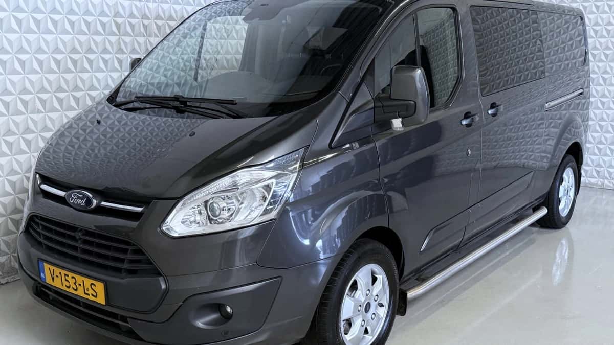 Ford Transit Custom — foto 1