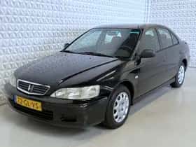 Honda Accord (2001) thumbnail 2