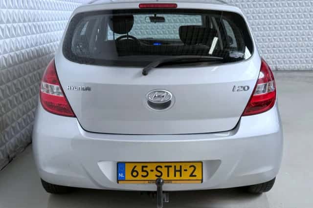 Hyundai i20 (2011) thumbnail 6